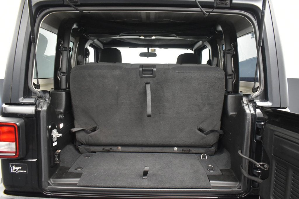 2022 Jeep Wrangler Sport S 4x4