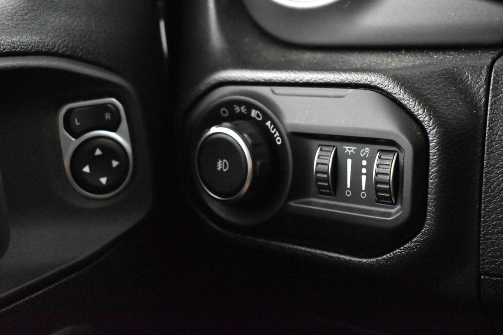 2022 Jeep Wrangler Sport S 4x4