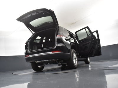 2026 Jeep Grand Cherokee Laredo X