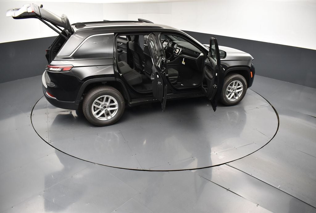 2026 Jeep Grand Cherokee Laredo X