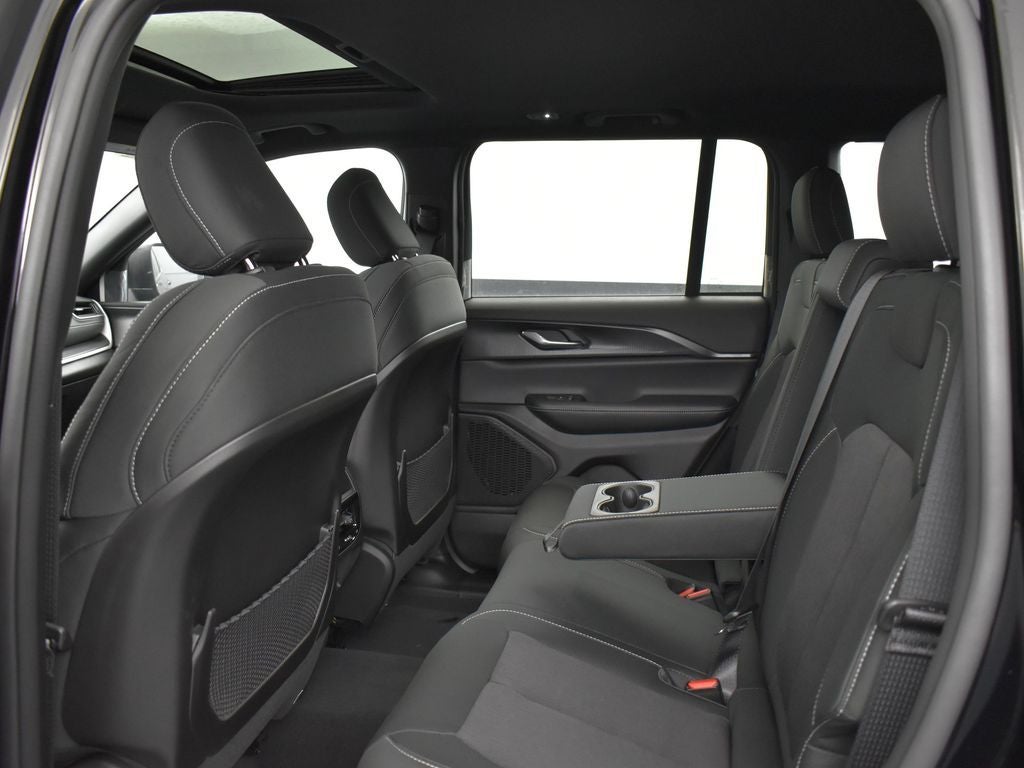 2026 Jeep Grand Cherokee Laredo X