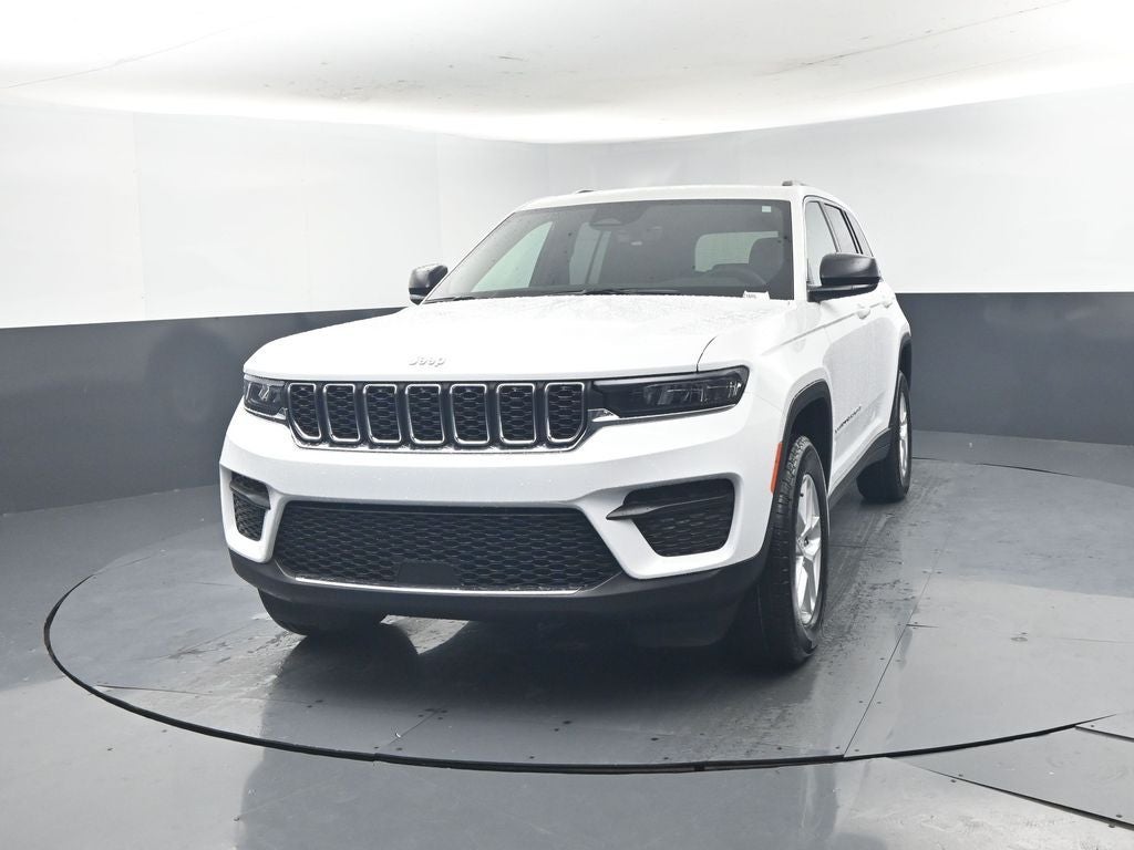 2026 Jeep Grand Cherokee GRAND CHEROKEE LAREDO 4X2