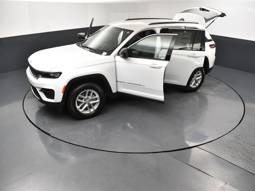 2026 Jeep Grand Cherokee GRAND CHEROKEE LAREDO 4X2