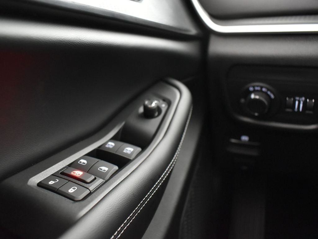 2026 Jeep Grand Cherokee GRAND CHEROKEE LAREDO 4X2