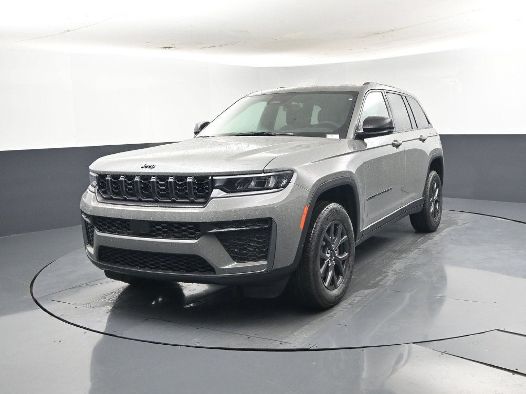 2027 Jeep Grand Cherokee GRAND CHEROKEE LAREDO ALTITUDE 4X2