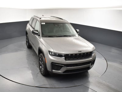 2027 Jeep Grand Cherokee GRAND CHEROKEE LAREDO ALTITUDE 4X2