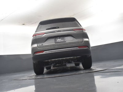 2027 Jeep Grand Cherokee GRAND CHEROKEE LAREDO ALTITUDE 4X2