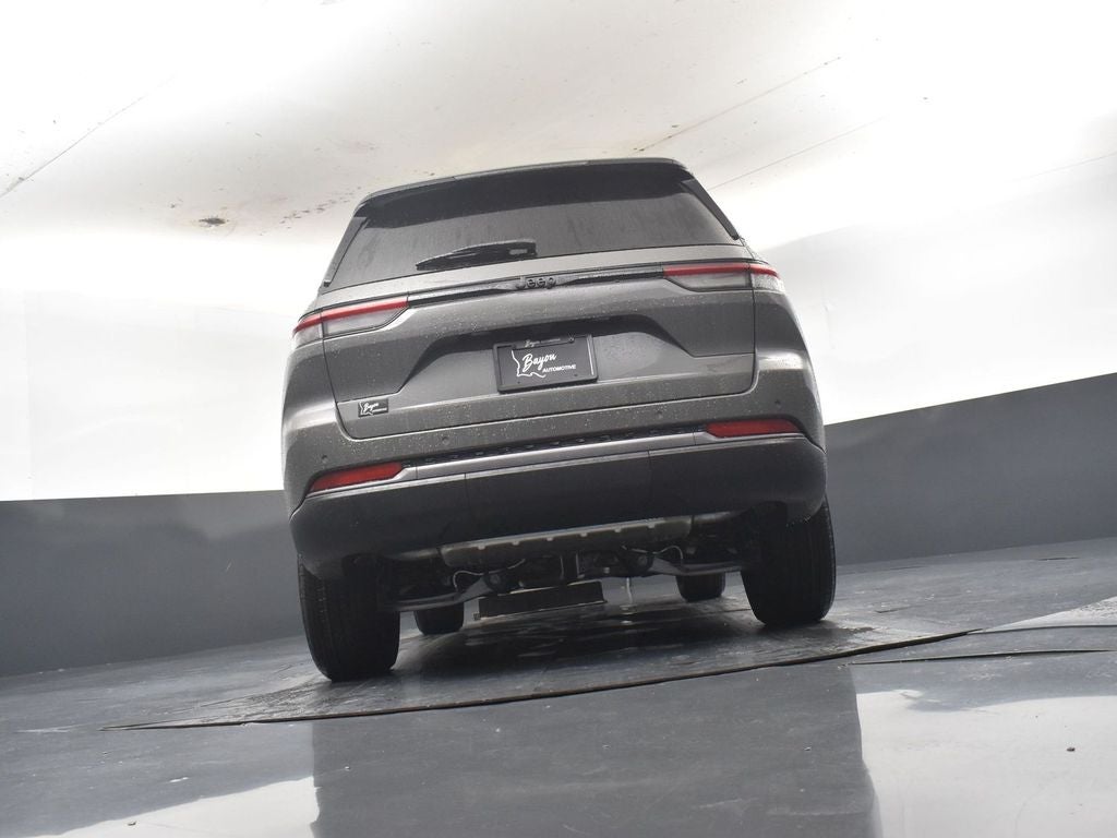 2027 Jeep Grand Cherokee GRAND CHEROKEE LAREDO ALTITUDE 4X2