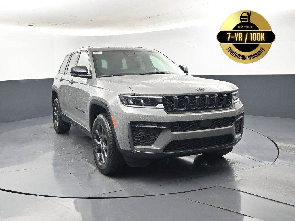 2027 Jeep Grand Cherokee GRAND CHEROKEE LAREDO ALTITUDE 4X2