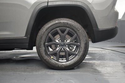 2027 Jeep Grand Cherokee GRAND CHEROKEE LAREDO ALTITUDE 4X2