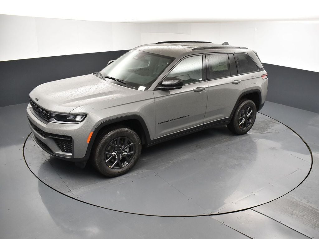 2027 Jeep Grand Cherokee GRAND CHEROKEE LAREDO ALTITUDE 4X2