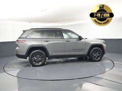 2027 Jeep Grand Cherokee GRAND CHEROKEE LAREDO ALTITUDE 4X2