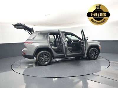 2027 Jeep Grand Cherokee GRAND CHEROKEE LAREDO ALTITUDE 4X2