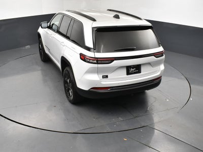 2026 Jeep Grand Cherokee GRAND CHEROKEE LAREDO ALTITUDE 4X2