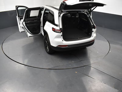 2026 Jeep Grand Cherokee GRAND CHEROKEE LAREDO ALTITUDE 4X2