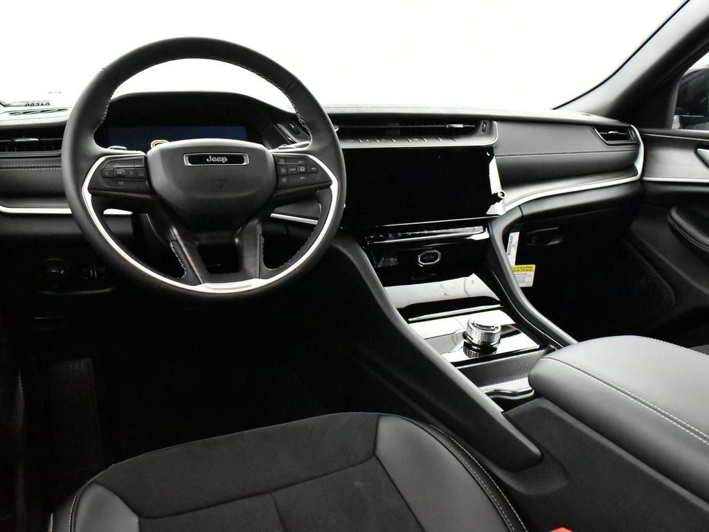 2026 Jeep Grand Cherokee GRAND CHEROKEE LAREDO ALTITUDE 4X2