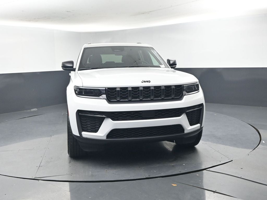 2026 Jeep Grand Cherokee GRAND CHEROKEE LAREDO ALTITUDE 4X2