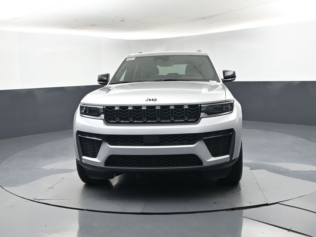 2026 Jeep Grand Cherokee GRAND CHEROKEE LAREDO ALTITUDE 4X2