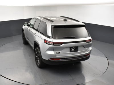 2026 Jeep Grand Cherokee GRAND CHEROKEE LAREDO ALTITUDE 4X2