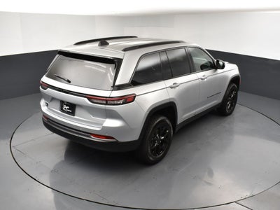 2026 Jeep Grand Cherokee GRAND CHEROKEE LAREDO ALTITUDE 4X2