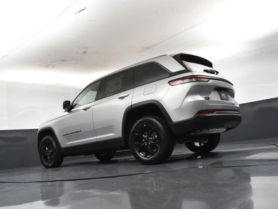 2026 Jeep Grand Cherokee GRAND CHEROKEE LAREDO ALTITUDE 4X2