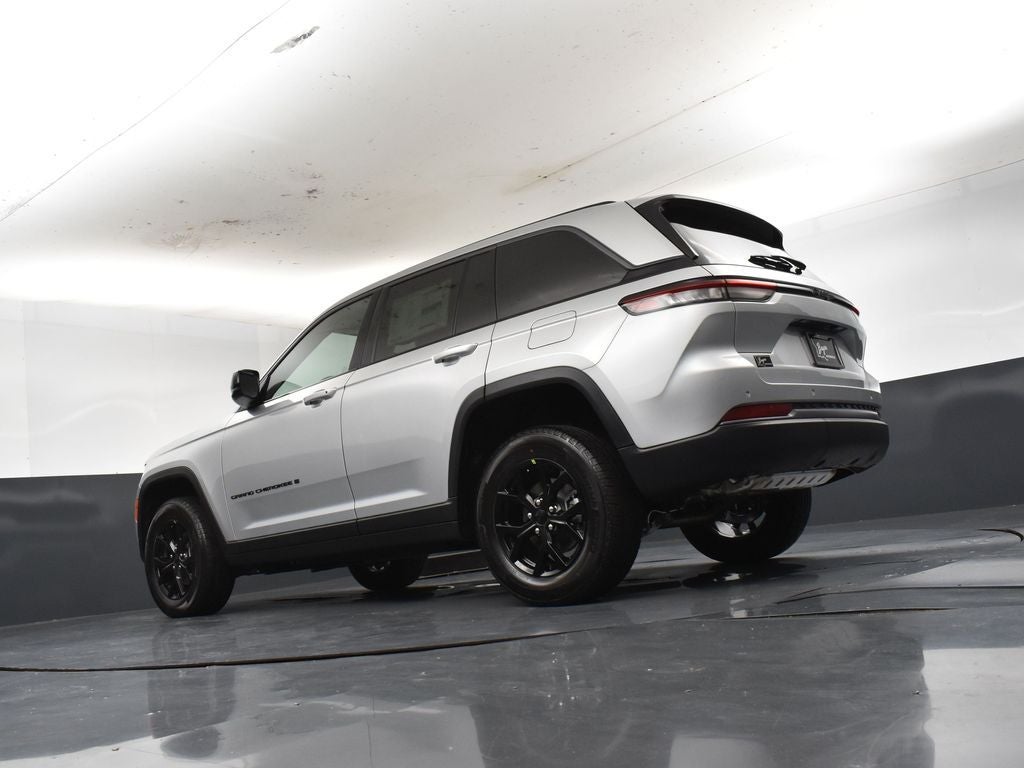 2026 Jeep Grand Cherokee GRAND CHEROKEE LAREDO ALTITUDE 4X2