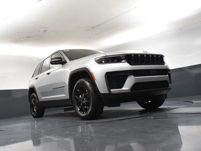 2026 Jeep Grand Cherokee GRAND CHEROKEE LAREDO ALTITUDE 4X2