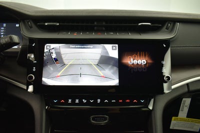 2026 Jeep Grand Cherokee GRAND CHEROKEE LAREDO ALTITUDE 4X2