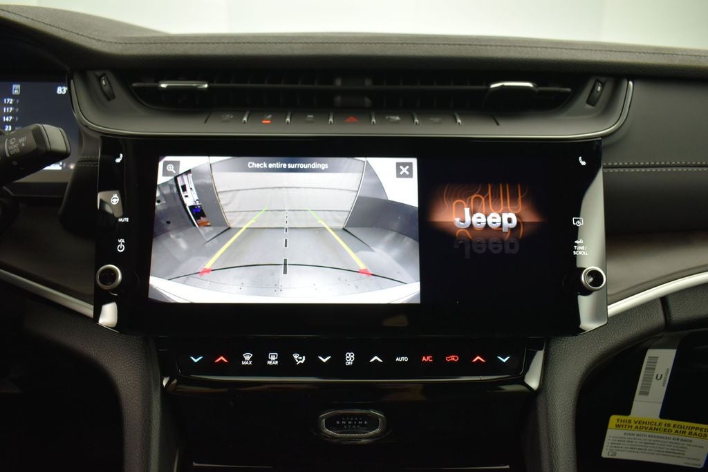 2026 Jeep Grand Cherokee GRAND CHEROKEE LAREDO ALTITUDE 4X2