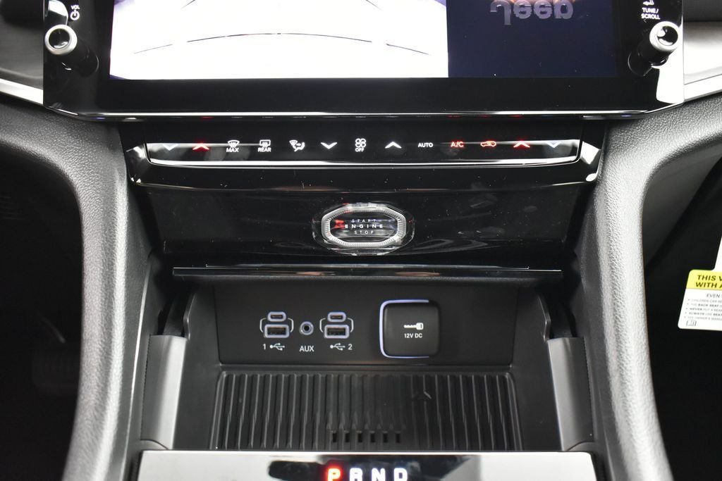2026 Jeep Grand Cherokee GRAND CHEROKEE LAREDO ALTITUDE 4X2