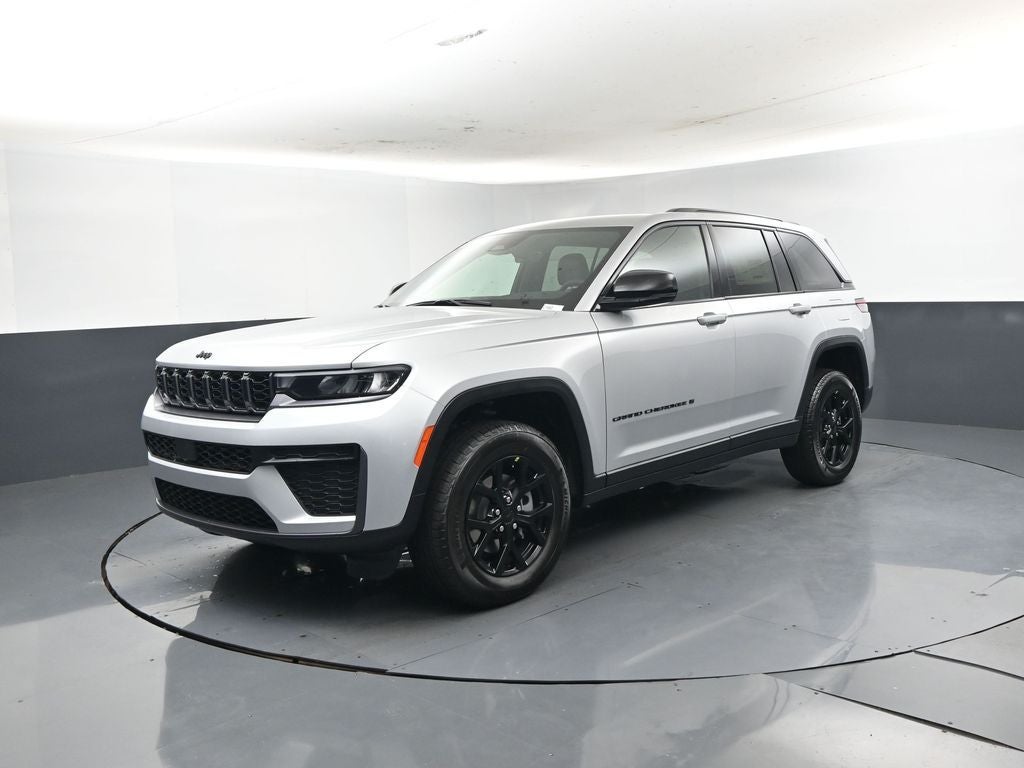 2026 Jeep Grand Cherokee GRAND CHEROKEE LAREDO ALTITUDE 4X2