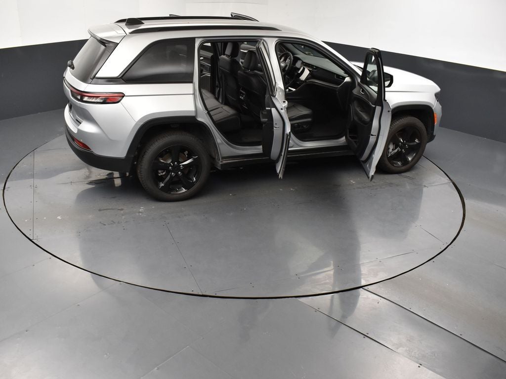 2025 Jeep Grand Cherokee GRAND CHEROKEE LIMITED 4X2