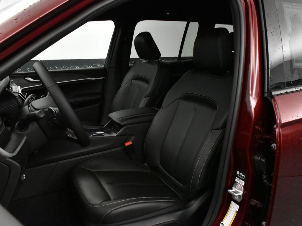 2025 Jeep Grand Cherokee GRAND CHEROKEE LIMITED 4X2