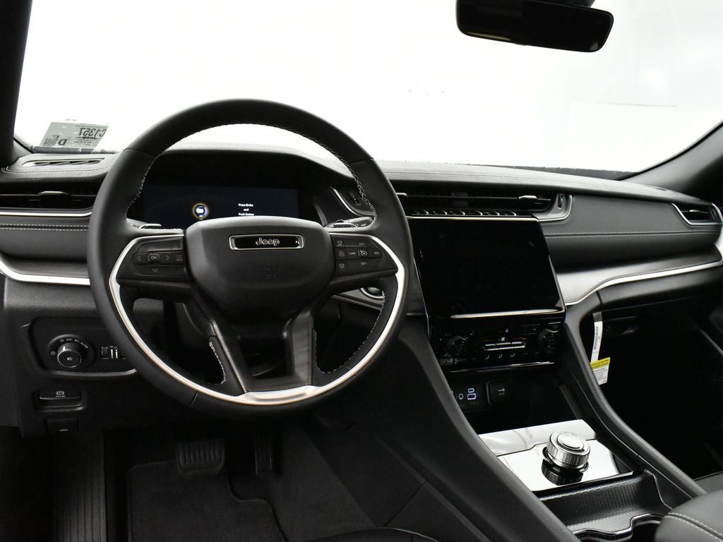 2025 Jeep Grand Cherokee GRAND CHEROKEE LIMITED 4X2