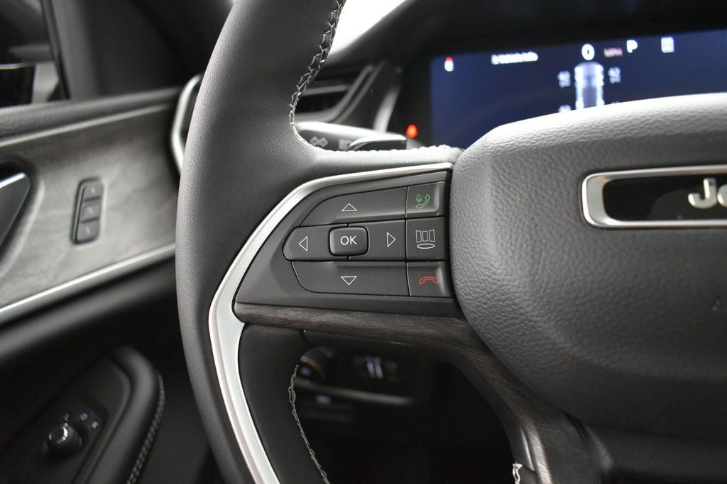 2027 Jeep Grand Cherokee GRAND CHEROKEE LIMITED 4X2