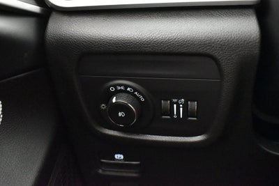 2027 Jeep Grand Cherokee GRAND CHEROKEE LIMITED 4X2