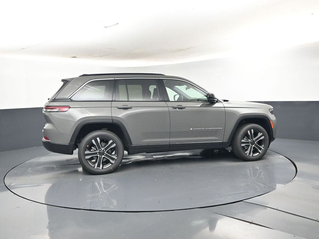 2027 Jeep Grand Cherokee GRAND CHEROKEE LIMITED 4X2