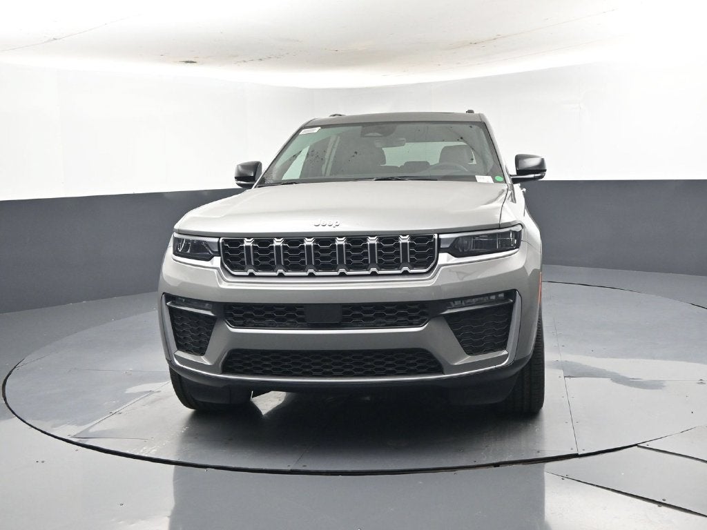 2027 Jeep Grand Cherokee GRAND CHEROKEE LIMITED 4X2