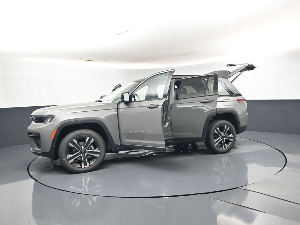 2027 Jeep Grand Cherokee GRAND CHEROKEE LIMITED 4X2