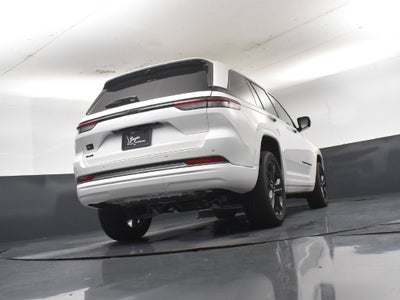 2027 Jeep Grand Cherokee GRAND CHEROKEE LIMITED RESERVE 4X4