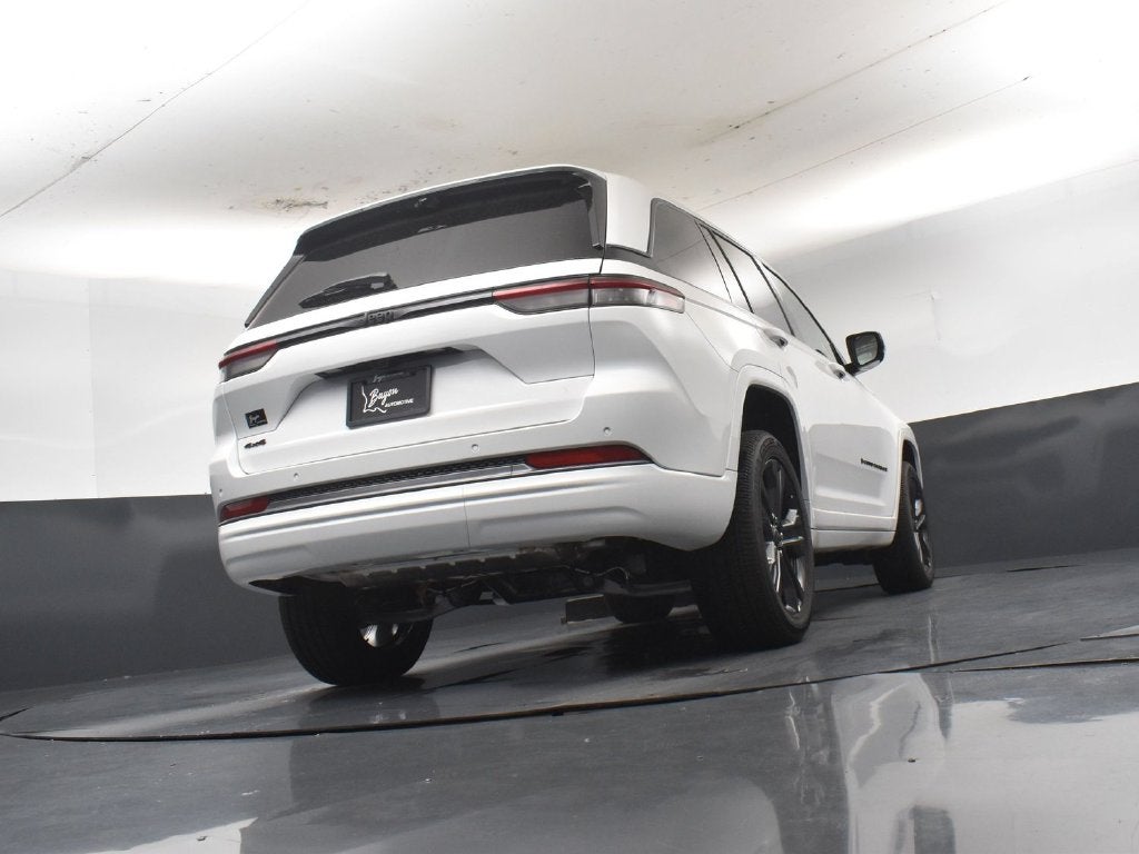 2027 Jeep Grand Cherokee GRAND CHEROKEE LIMITED RESERVE 4X4