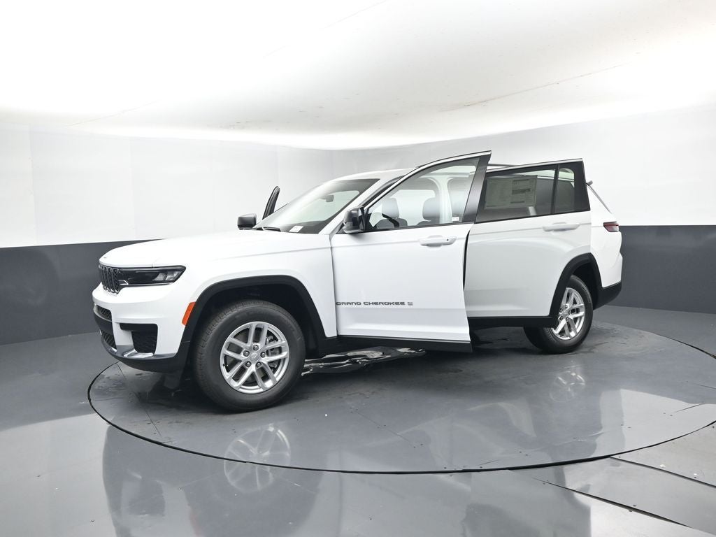 2025 Jeep Grand Cherokee GRAND CHEROKEE L LAREDO X 4X2