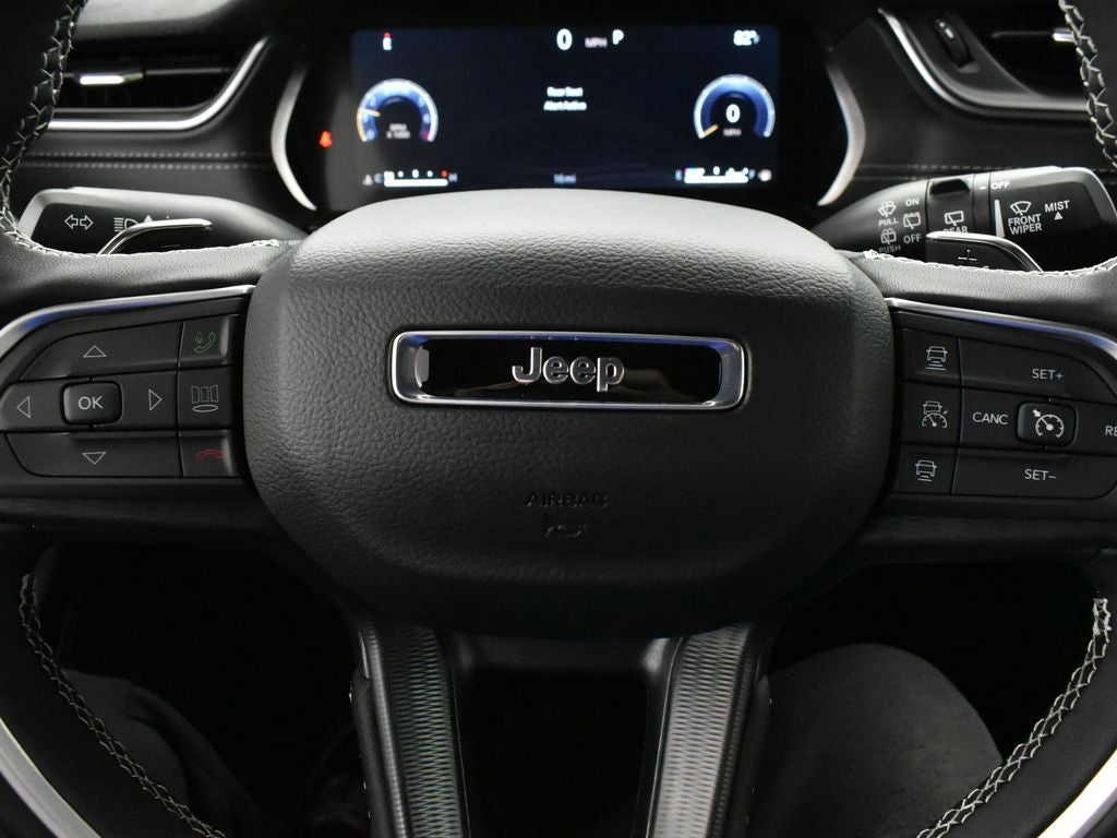 2025 Jeep Grand Cherokee GRAND CHEROKEE L LAREDO X 4X2