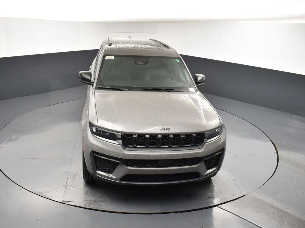 2027 Jeep Grand Cherokee GRAND CHEROKEE L LAREDO ALTITUDE 4X2