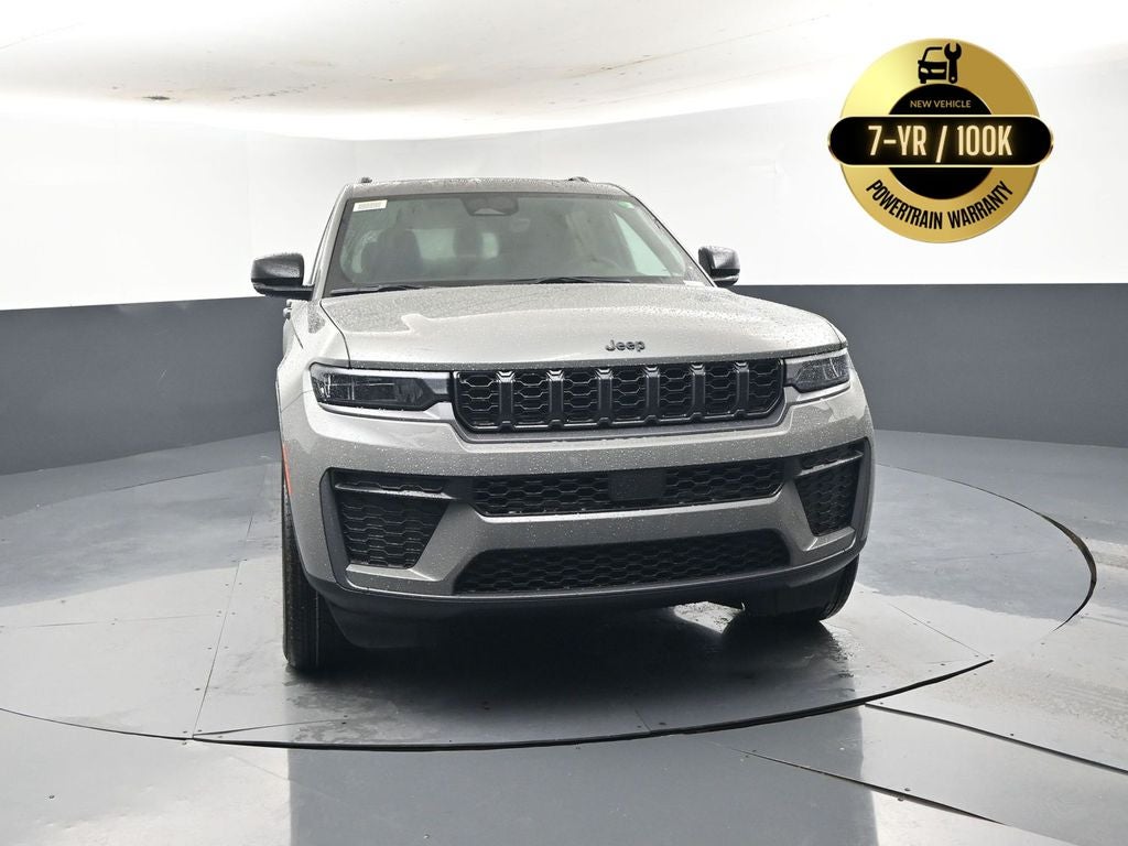 2027 Jeep Grand Cherokee GRAND CHEROKEE L LAREDO ALTITUDE 4X2