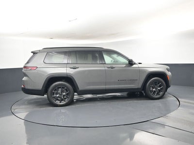 2027 Jeep Grand Cherokee GRAND CHEROKEE L LAREDO ALTITUDE 4X2