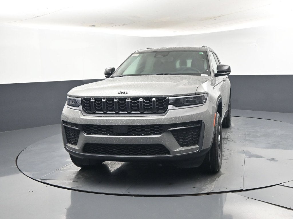 2027 Jeep Grand Cherokee GRAND CHEROKEE L LAREDO ALTITUDE 4X2