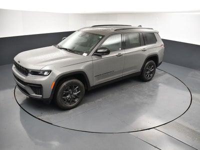 2027 Jeep Grand Cherokee GRAND CHEROKEE L LAREDO ALTITUDE 4X2