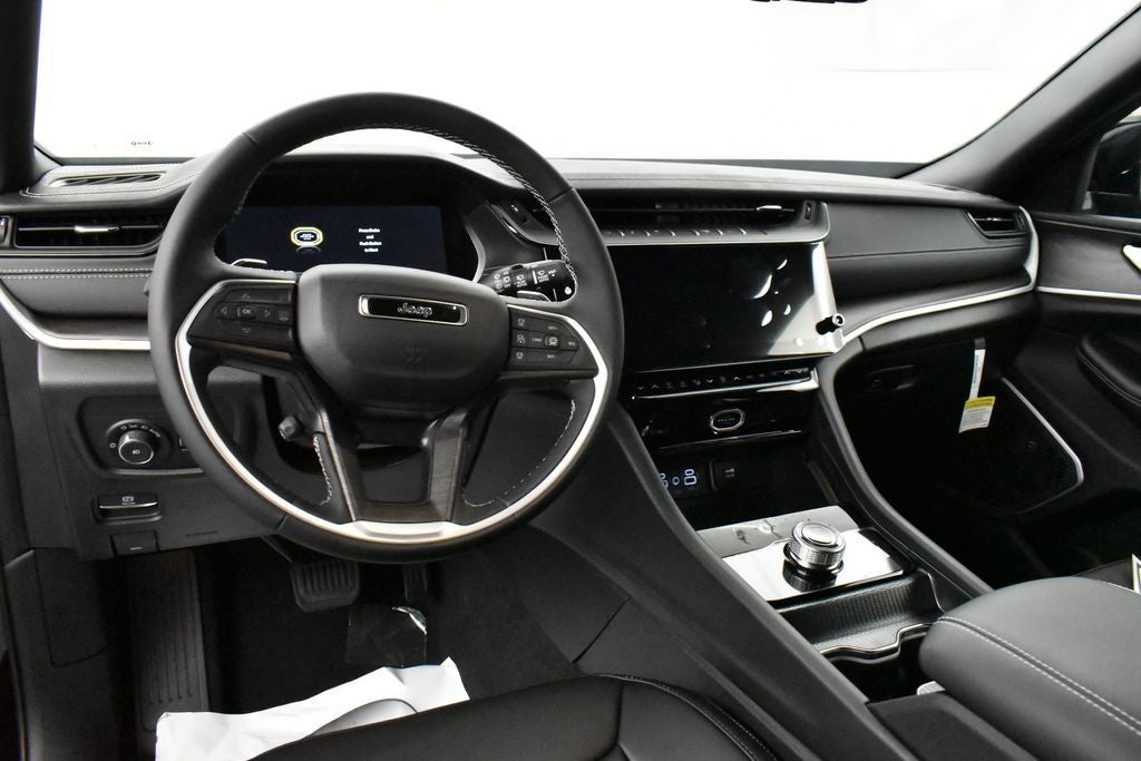 2026 Jeep Grand Cherokee GRAND CHEROKEE L LIMITED 4X2
