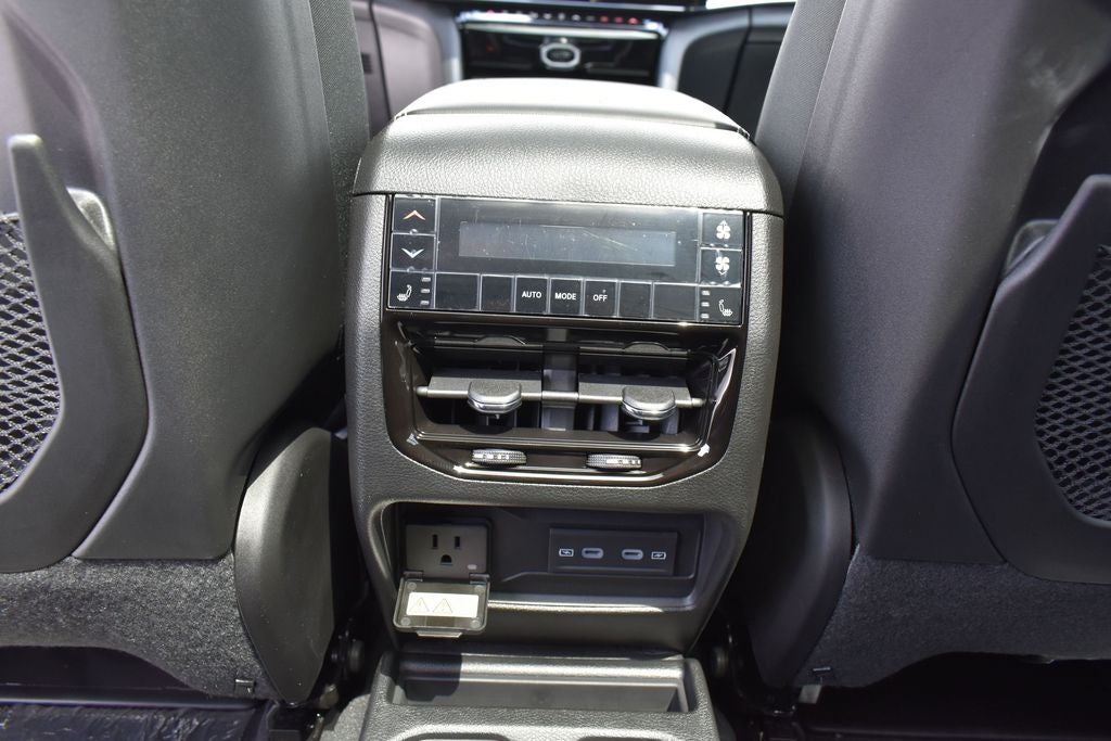 2026 Jeep Grand Cherokee GRAND CHEROKEE L LIMITED 4X2